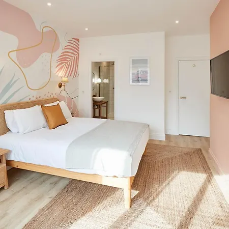 Host & Stay - The Beach House @ Scarborough