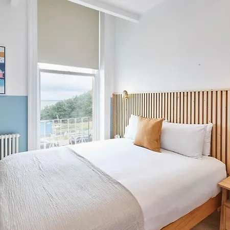 Host & Stay - The Beach House @ Scarborough